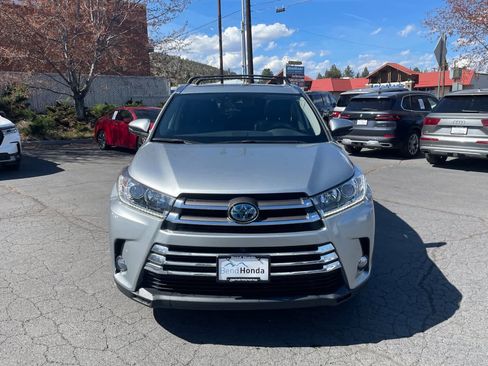Used 2018 Toyota Highlander Limited Platinum w/ Carpet Mat Package (TMS) image 8