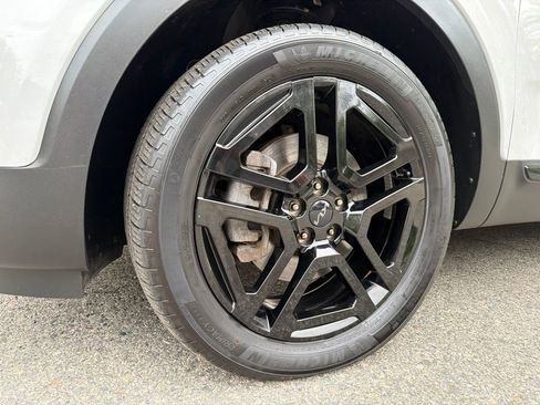 Certified 2025 Kia Telluride SX Prestige X-Line AWD/4WD image 8