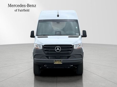 New 2025 Mercedes-Benz Sprinter 2500 image 9