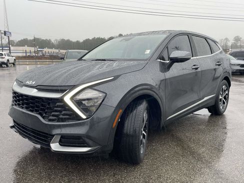 Used 2023 Kia Sportage EX image 5