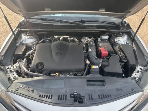 Used 2019 Toyota Camry XSE image 21