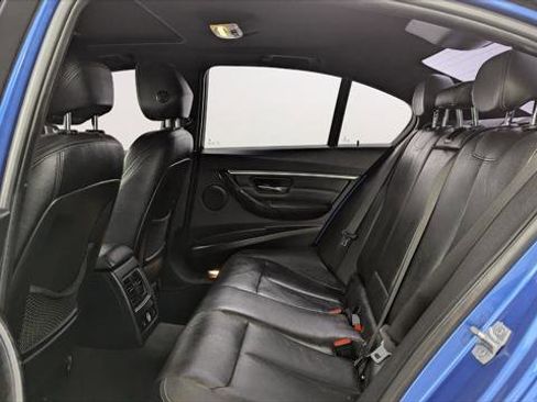 Used 2016 BMW 328i xDrive Sedan w/ M Sport Package image 16