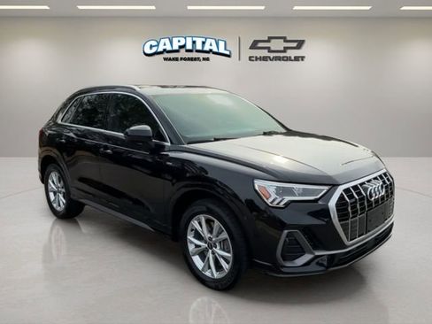 Used 2023 Audi Q3 2.0T Premium image 7