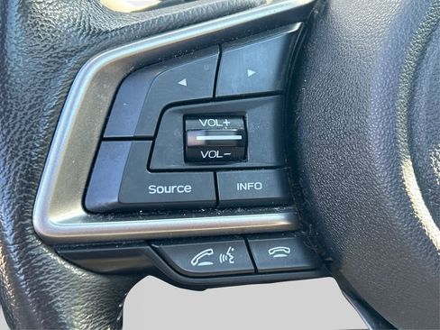 Used 2021 Subaru Forester Limited image 31