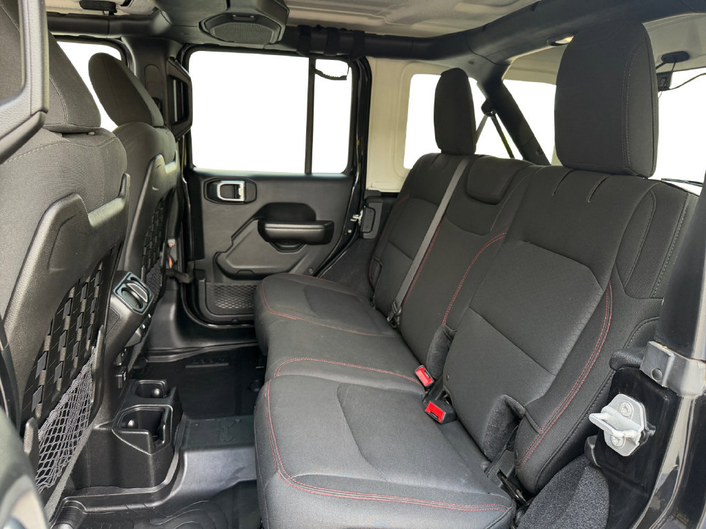 Used 2018 Jeep Wrangler Unlimited Rubicon AWD/4WD image 19
