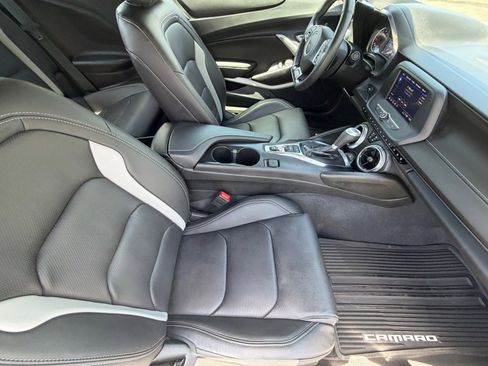 Used 2024 Chevrolet Camaro LT RWD image 11