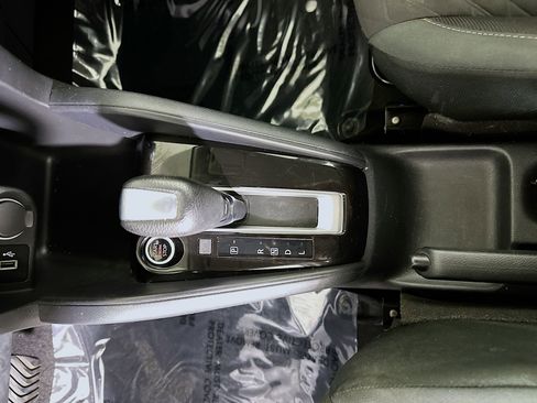 Used 2021 Nissan Kicks S FWD image 22