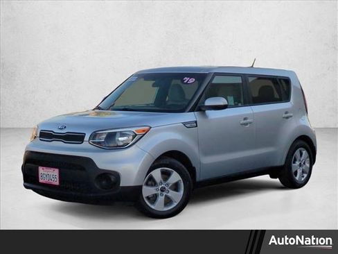Used 2019 Kia Soul w/ Convenience Package image 1