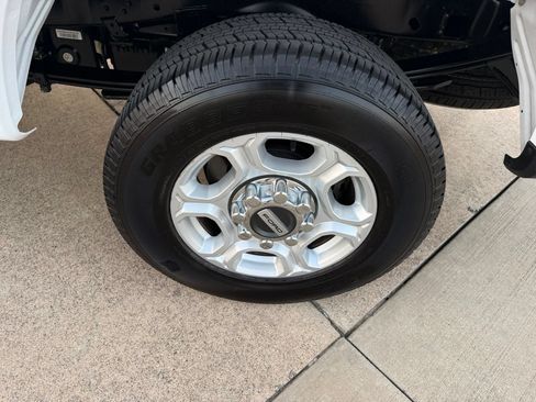 Used 2025 Ford F250 XLT AWD/4WD image 10