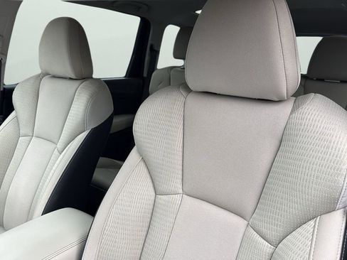 Used 2019 Subaru Ascent Premium w/ Popular Package #2A image 10