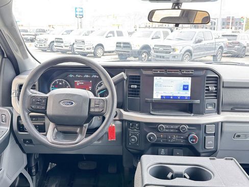 Used 2024 Ford F250 XLT w/ FX4 Off-Road Package image 19