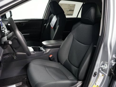 New 2025 Toyota RAV4 LE image 25