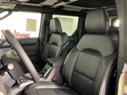 New 2026 Ford Bronco Badlands image 14