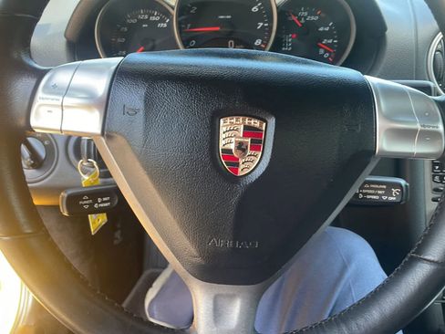 Used 2006 Porsche Boxster RWD image 13
