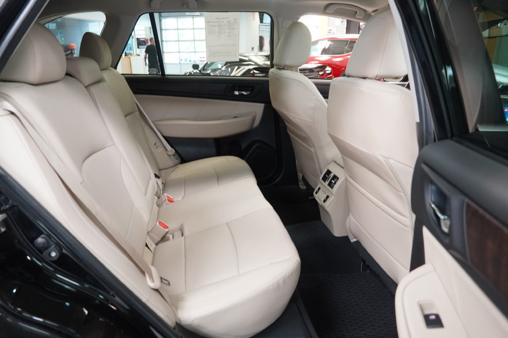 Used 2019 Subaru Outback 2.5i Limited AWD/4WD image 35