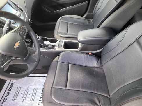 Used 2016 Chevrolet Cruze LT w/ Convenience Package image 17