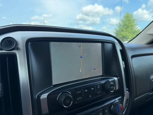 Used 2015 GMC Sierra 2500 SLT w/ Duramax Plus Package AWD/4WD image 14