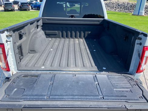Used 2023 Ford F150 Raptor w/ Raptor Carbon Fibre Package AWD/4WD image 7