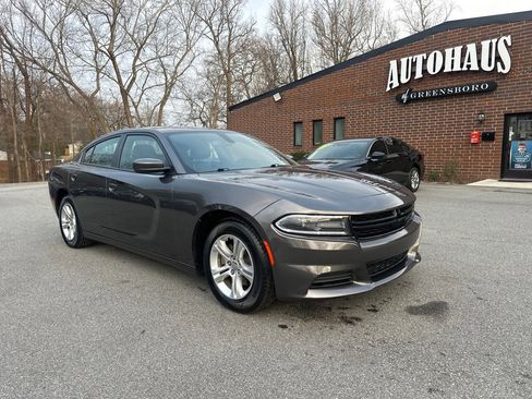 Used 2021 Dodge Charger SXT w/ Leather Interior Group image 1