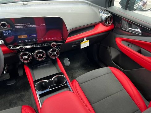 New 2025 Chevrolet Blazer EV RS RWD image 31