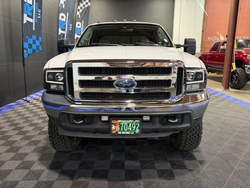 Used 2004 Ford F350 Lariat AWD/4WD image 6
