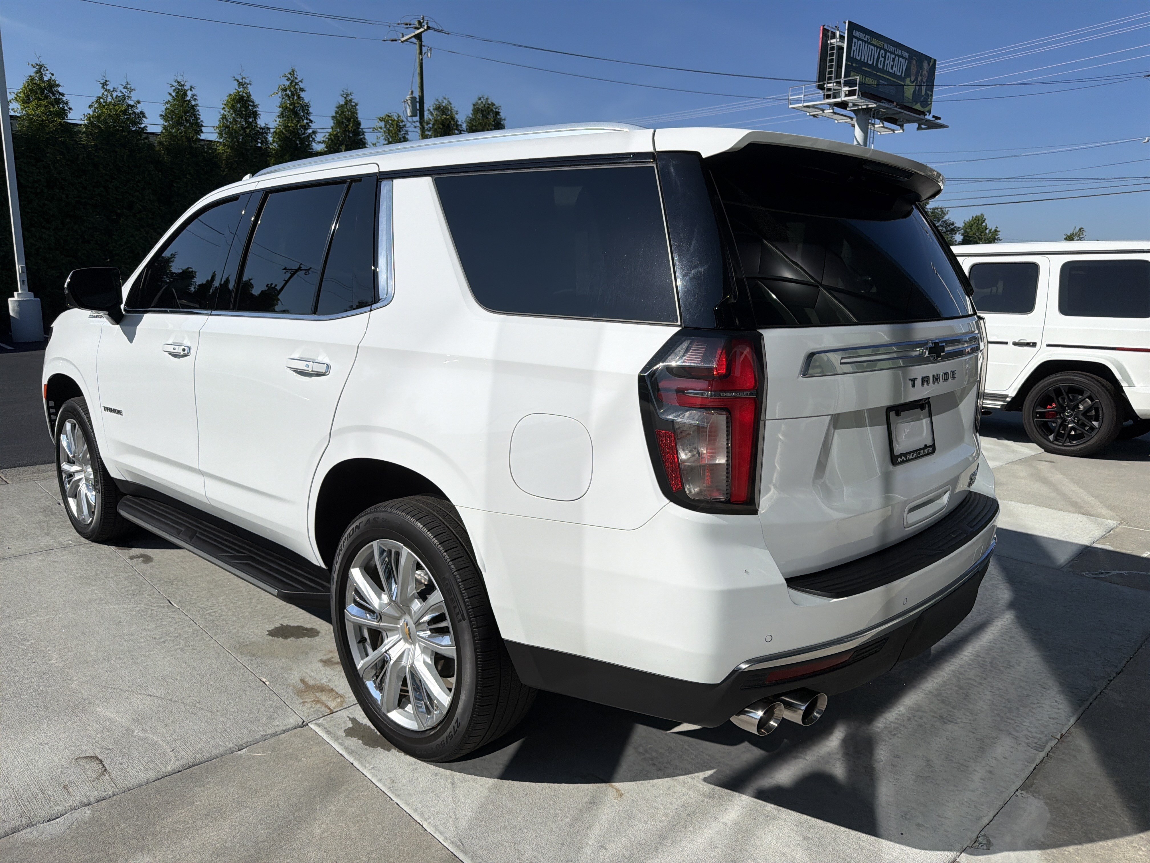Used 2021 Chevrolet Tahoe High Country AWD/4WD image 9