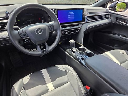 Certified 2025 Toyota Camry SE w/ Multimedia Upgrade Package FWD image 8