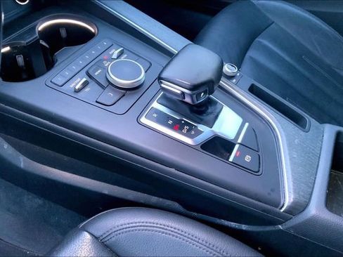 Used 2017 Audi A4 2.0T allroad Premium Plus w/ Premium Plus Package image 25