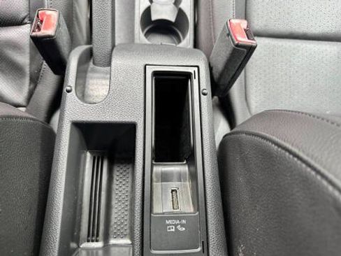 Used 2010 Volkswagen Jetta TDI FWD image 28