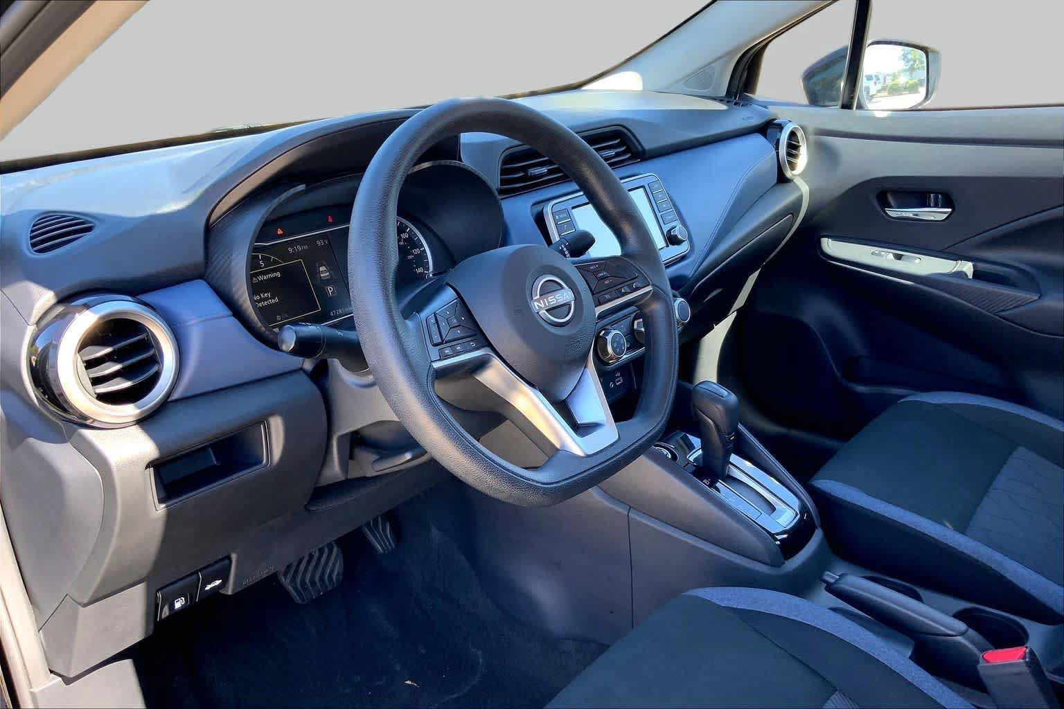 Used 2025 Nissan Versa SV w/ Trunk Package FWD image 16