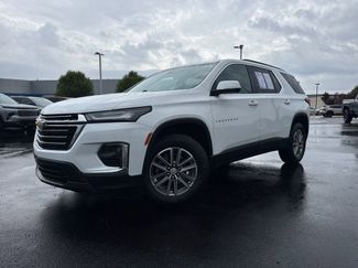 Used 2023 Chevrolet Traverse LT FWD video 1