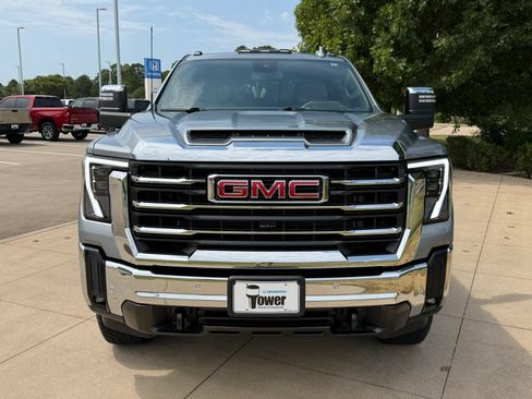 Used 2025 GMC Sierra 2500 SLT w/ SLT Premium Package AWD/4WD image 2