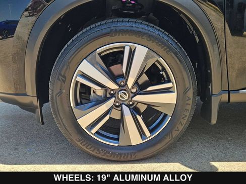 Used 2021 Nissan Rogue SL w/ Premium Package FWD image 29
