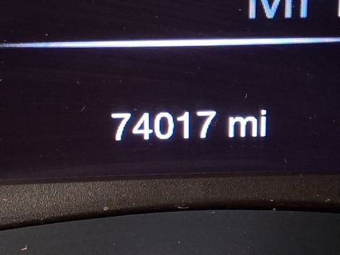 Used 2018 Jeep Grand Cherokee Altitude AWD/4WD image 21