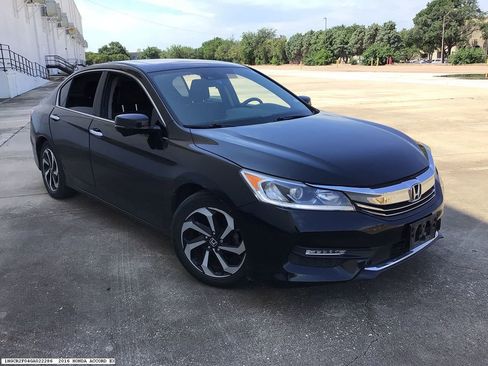 Used 2016 Honda Accord EX image 4