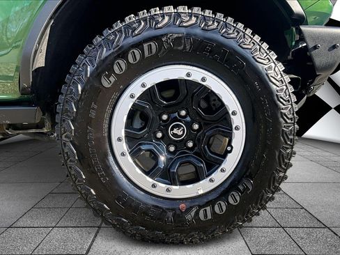Used 2024 Ford Bronco Badlands w/ Sasquatch Package image 8