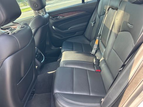 Used 2019 Cadillac CTS Luxury RWD image 30