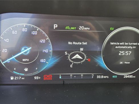 Certified 2023 Kia Sorento SX Prestige w/ Panoramic Sunroof Package AWD/4WD image 21