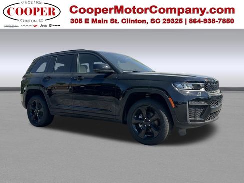 New 2026 Jeep Grand Cherokee Limited w/ Limited Altitude Package AWD/4WD image 1