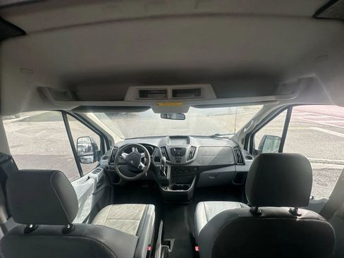 Used 2017 Ford Transit 150 130 Medium Roof RWD image 9