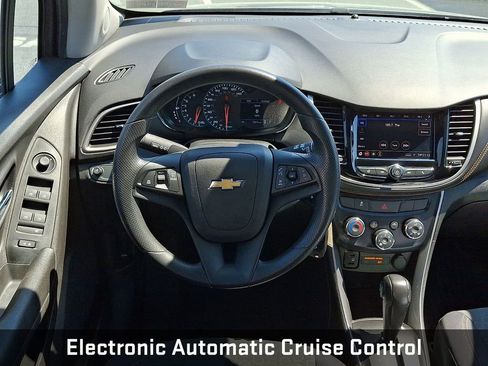Used 2020 Chevrolet Trax LS w/ Tint and Cruise Package FWD image 14