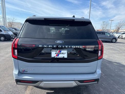 Used 2025 Ford Expedition Platinum w/ Driver's Package image 6