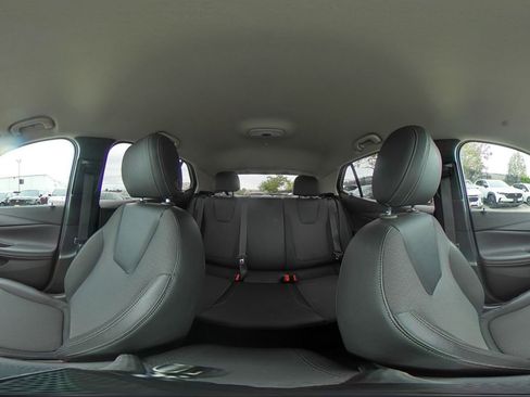 Used 2025 Buick Encore GX Preferred FWD image 37