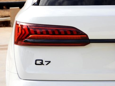 Used 2023 Audi Q7 3.0T Premium Plus w/ Premium Plus Package image 21