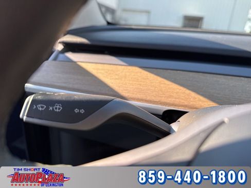 Used 2021 Tesla Model Y Long Range image 33