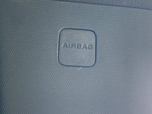 Used 2023 Chevrolet Traverse High Country image 30