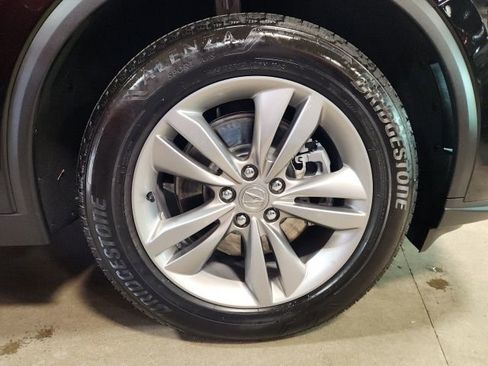 Used 2025 Acura MDX SH-AWD image 36