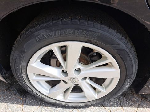 Used 2015 Nissan Altima 2.5 SV w/ Convenience Package image 21