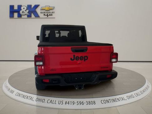 Used 2020 Jeep Gladiator Sport w/ Technology Group AWD/4WD image 5