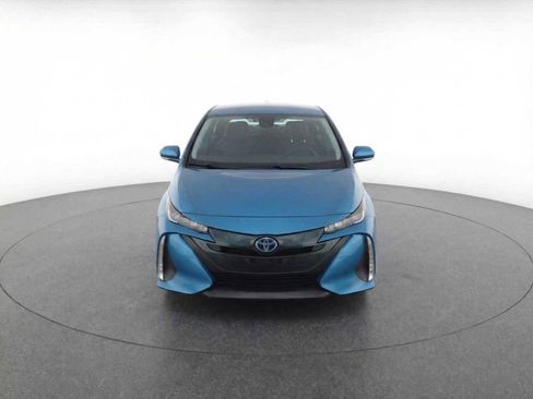 Used 2022 Toyota Prius Prime LE image 2